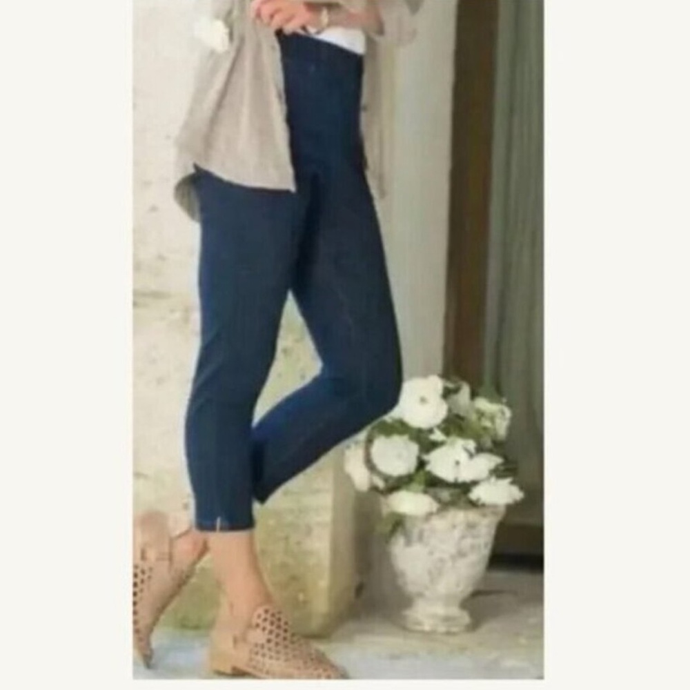 SOFT SURROUNDINGS PULL ON SKINNY CROP JEAN Small